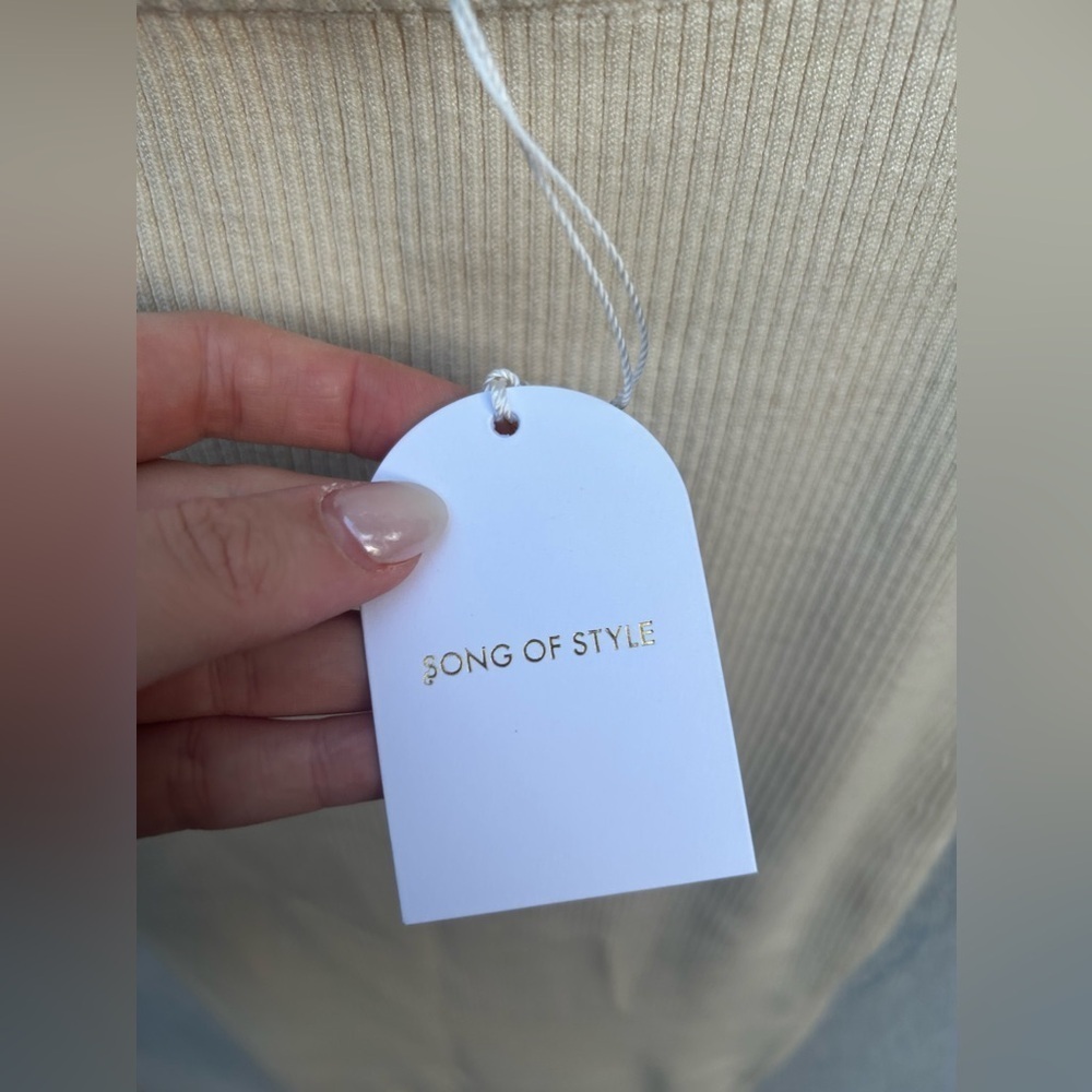 Song of Style Amiel Maxi Skirt in Ivory New with Tags! - Picture 5 of 7